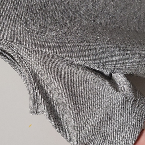 Calvin Klein top - Picture 3 of 4